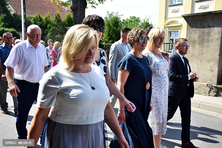 Tłumy na dożynkach gminnych w Budzowie. Zespół Daj To Głośniej gwiazdą wieczoru!