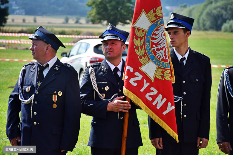 Tłumy na dożynkach gminnych w Budzowie. Zespół Daj To Głośniej gwiazdą wieczoru!