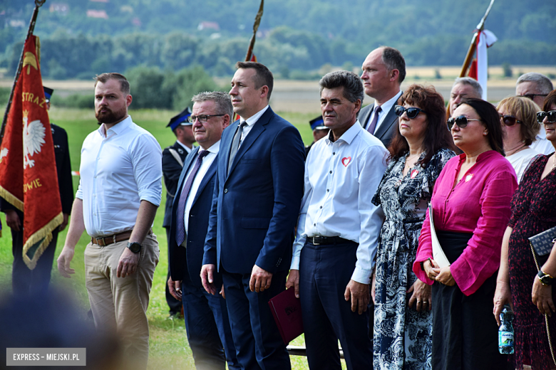 Tłumy na dożynkach gminnych w Budzowie. Zespół Daj To Głośniej gwiazdą wieczoru!