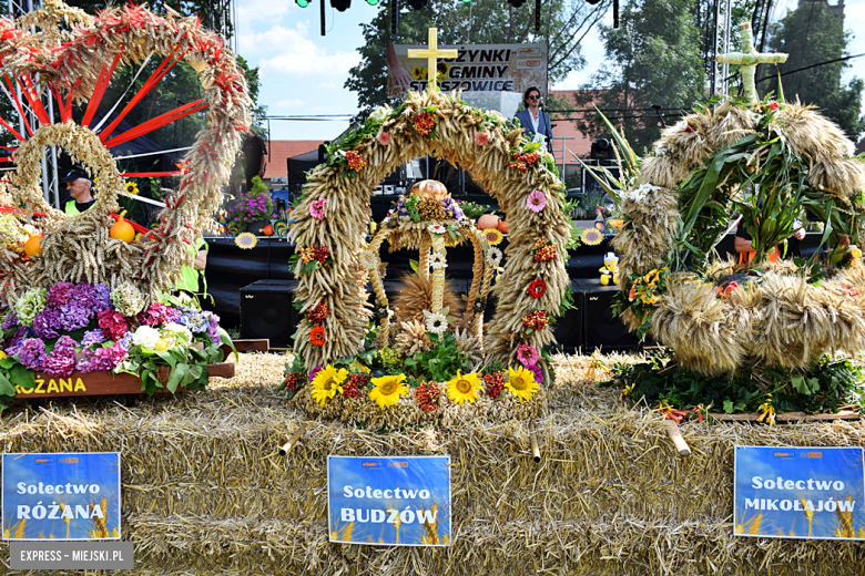 Tłumy na dożynkach gminnych w Budzowie. Zespół Daj To Głośniej gwiazdą wieczoru!