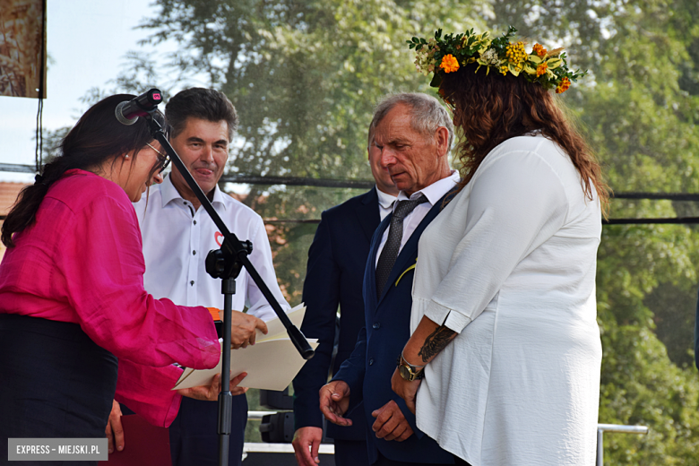 Tłumy na dożynkach gminnych w Budzowie. Zespół Daj To Głośniej gwiazdą wieczoru!