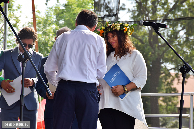 Tłumy na dożynkach gminnych w Budzowie. Zespół Daj To Głośniej gwiazdą wieczoru!