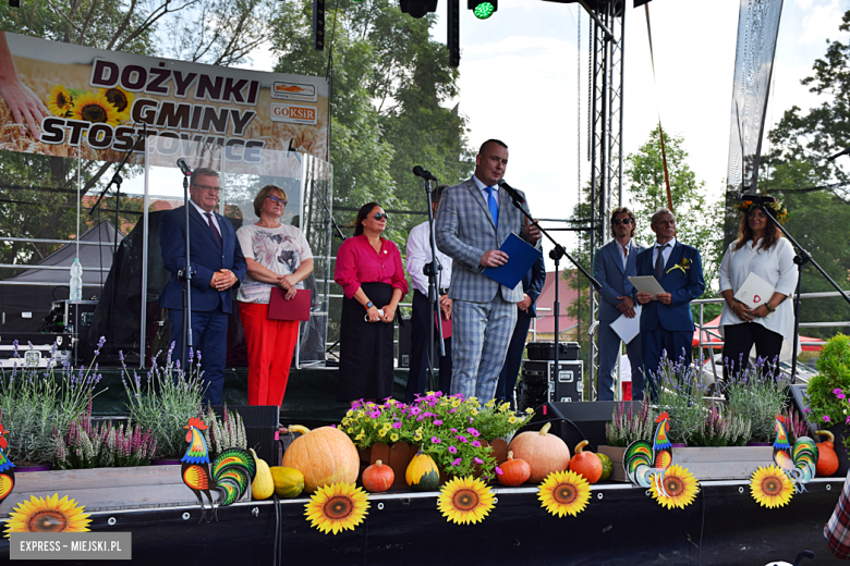 Tłumy na dożynkach gminnych w Budzowie. Zespół Daj To Głośniej gwiazdą wieczoru!