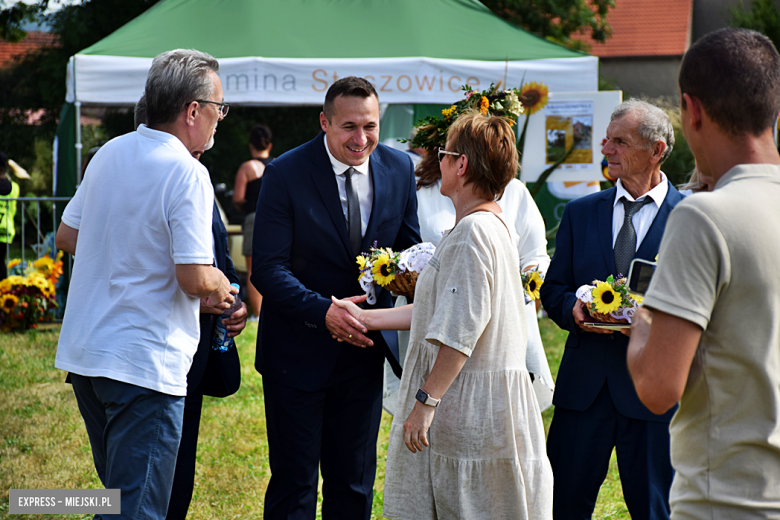 Tłumy na dożynkach gminnych w Budzowie. Zespół Daj To Głośniej gwiazdą wieczoru!