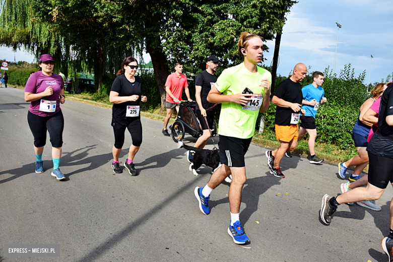 IX edycja Ząbkowickiej Dychy. Blisko 350 zawodników na starcie