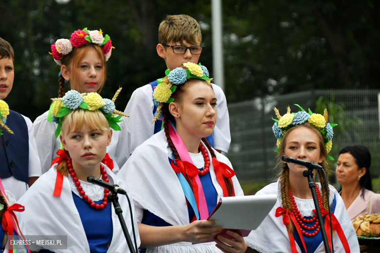 Dożynki powiatowo-gminne w Stolcu