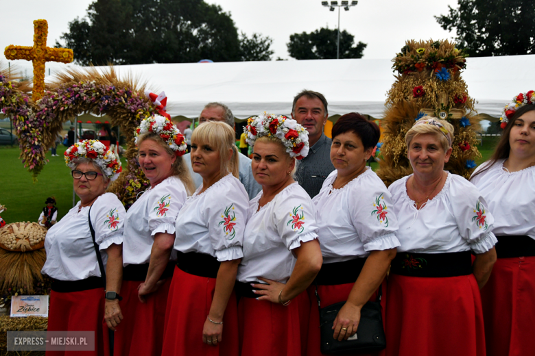 Dożynki powiatowo-gminne w Stolcu