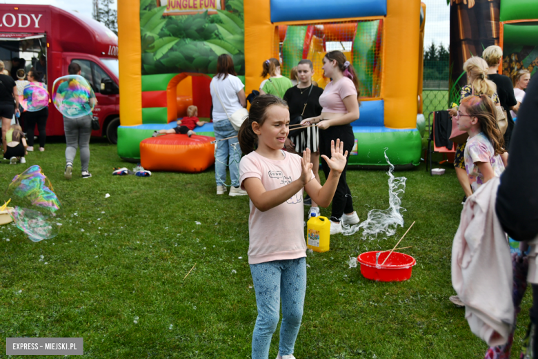 Kolorowy piknik z mocą atrakcji na zakończenie wakacji [foto]