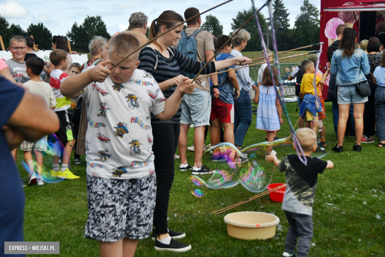 Kolorowy piknik z mocą atrakcji na zakończenie wakacji [foto]