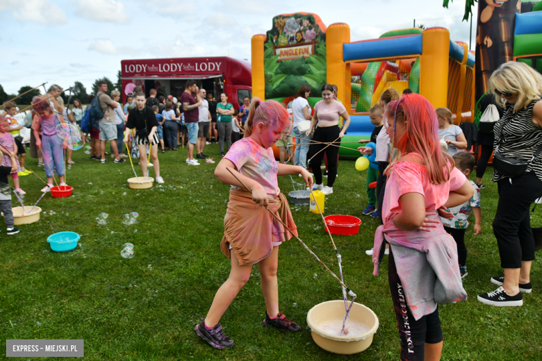 Kolorowy piknik z mocą atrakcji na zakończenie wakacji [foto]