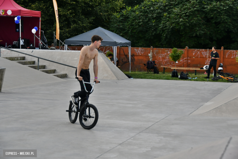 Kolorowy piknik z mocą atrakcji na zakończenie wakacji [foto]