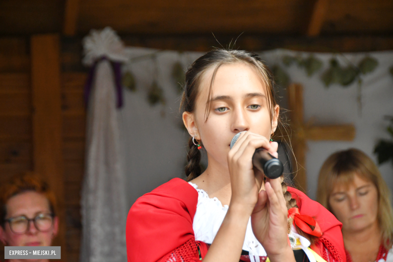 Dożynki gminy Bardo w Dzbanowie