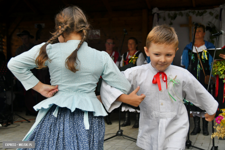 Dożynki gminy Bardo w Dzbanowie