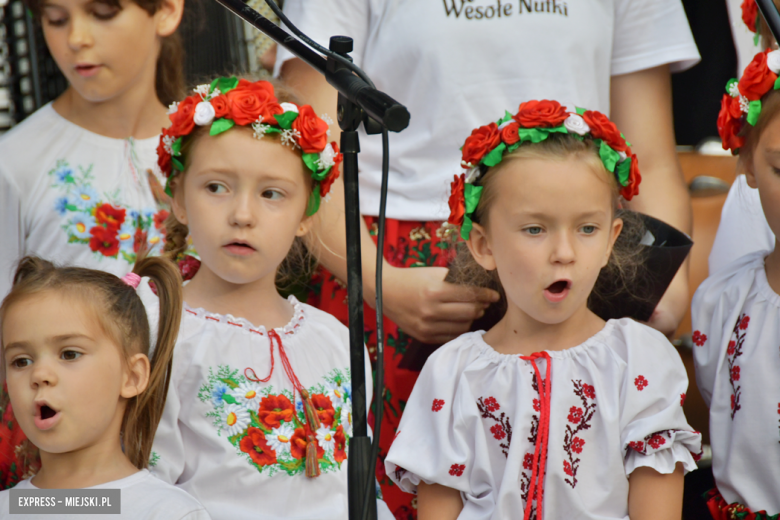 Dożynki gminy Bardo w Dzbanowie