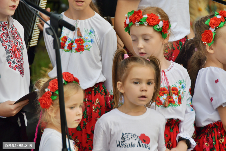 Dożynki gminy Bardo w Dzbanowie