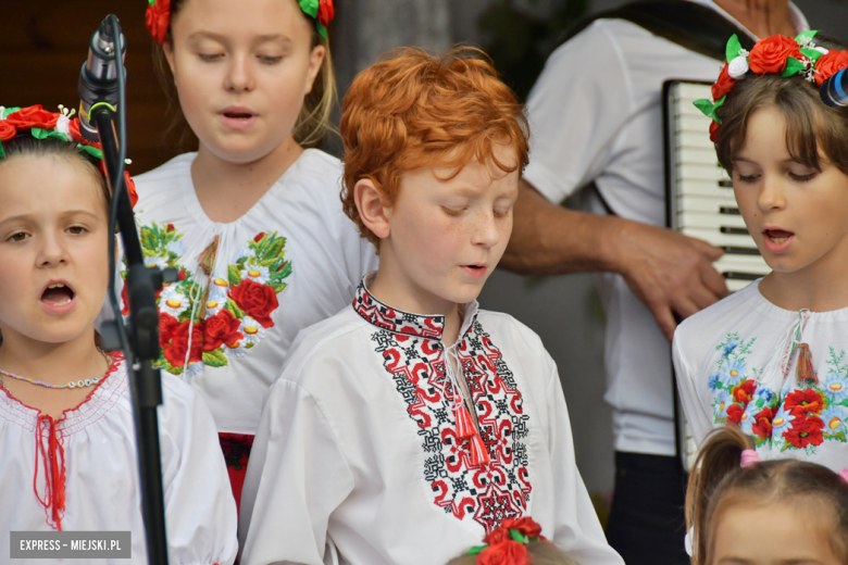 Dożynki gminy Bardo w Dzbanowie