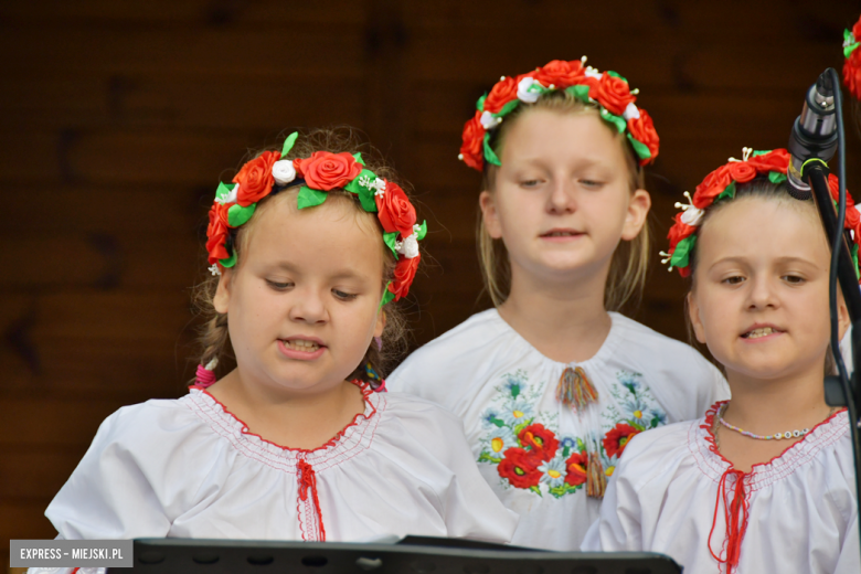 Dożynki gminy Bardo w Dzbanowie