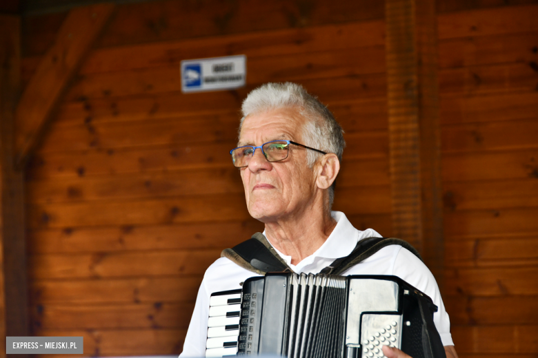 Dożynki gminy Bardo w Dzbanowie