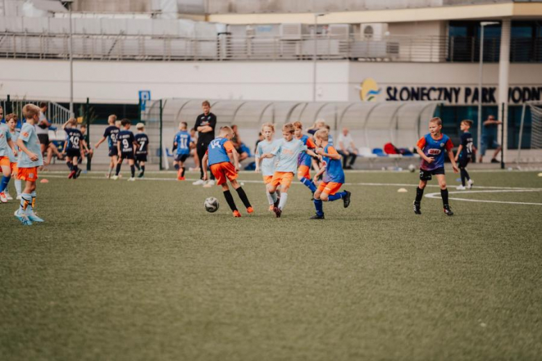 Pierwszy dzień turnieju Inpol Cup o Puchar Krzywej Wieży w obiektywie [foto]