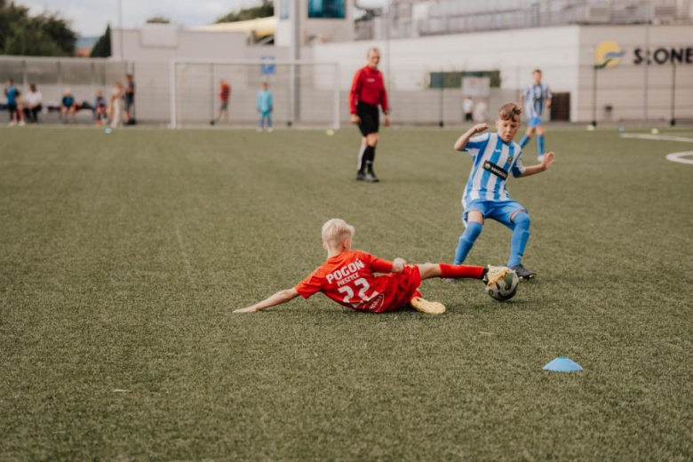 Pierwszy dzień turnieju Inpol Cup o Puchar Krzywej Wieży w obiektywie [foto]