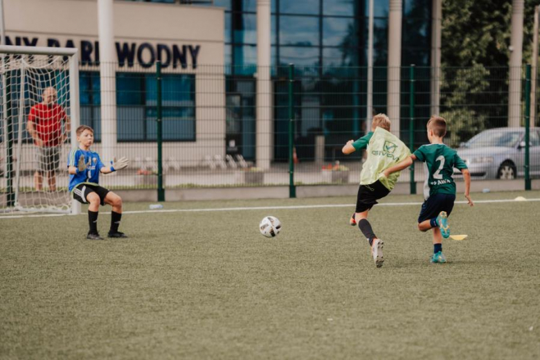Pierwszy dzień turnieju Inpol Cup o Puchar Krzywej Wieży w obiektywie [foto]