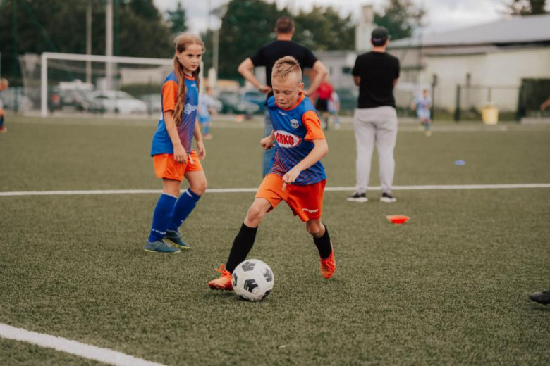 Pierwszy dzień turnieju Inpol Cup o Puchar Krzywej Wieży w obiektywie [foto]