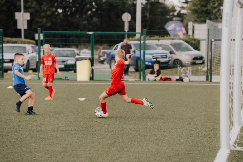 Pierwszy dzień turnieju Inpol Cup o Puchar Krzywej Wieży w obiektywie [foto]