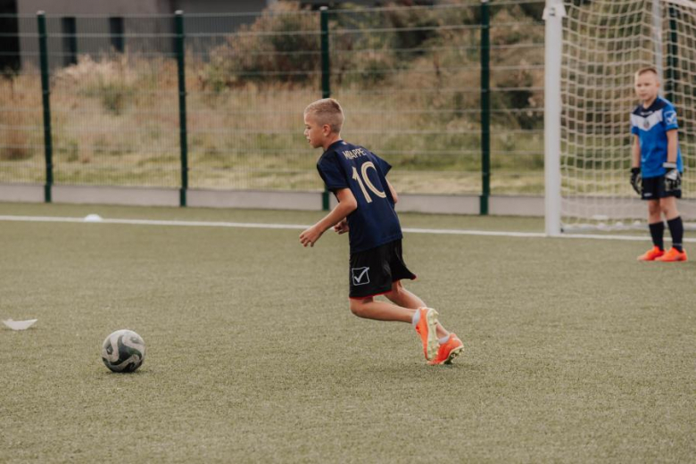 Pierwszy dzień turnieju Inpol Cup o Puchar Krzywej Wieży w obiektywie [foto]