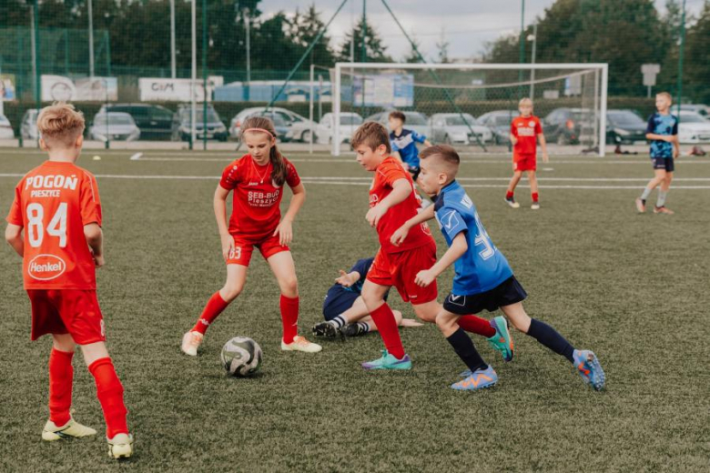 Pierwszy dzień turnieju Inpol Cup o Puchar Krzywej Wieży w obiektywie [foto]