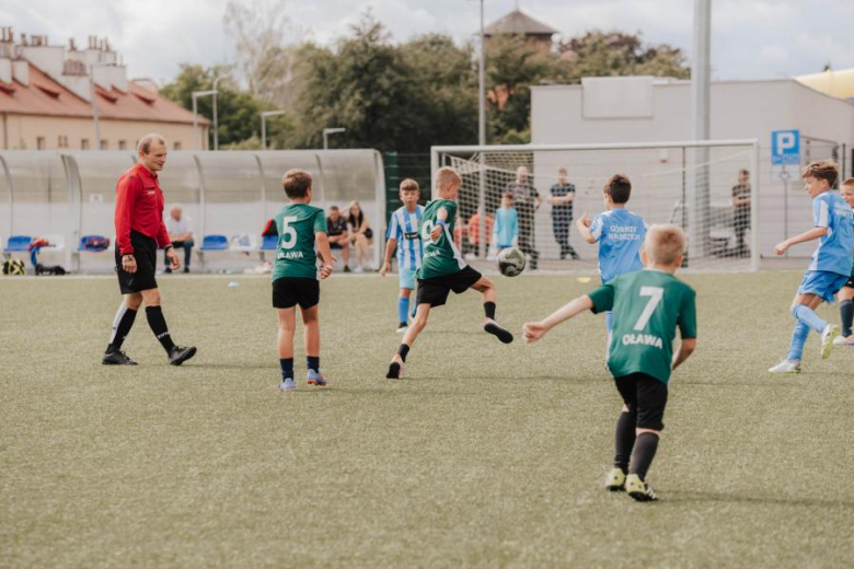 Pierwszy dzień turnieju Inpol Cup o Puchar Krzywej Wieży w obiektywie [foto]