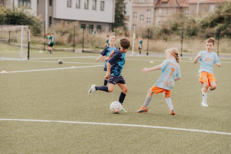 Pierwszy dzień turnieju Inpol Cup o Puchar Krzywej Wieży w obiektywie [foto]