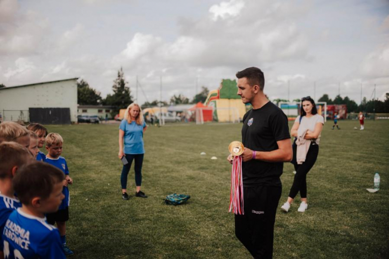 Pierwszy dzień turnieju Inpol Cup o Puchar Krzywej Wieży w obiektywie [foto]