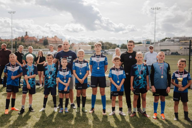Pierwszy dzień turnieju Inpol Cup o Puchar Krzywej Wieży w obiektywie [foto]