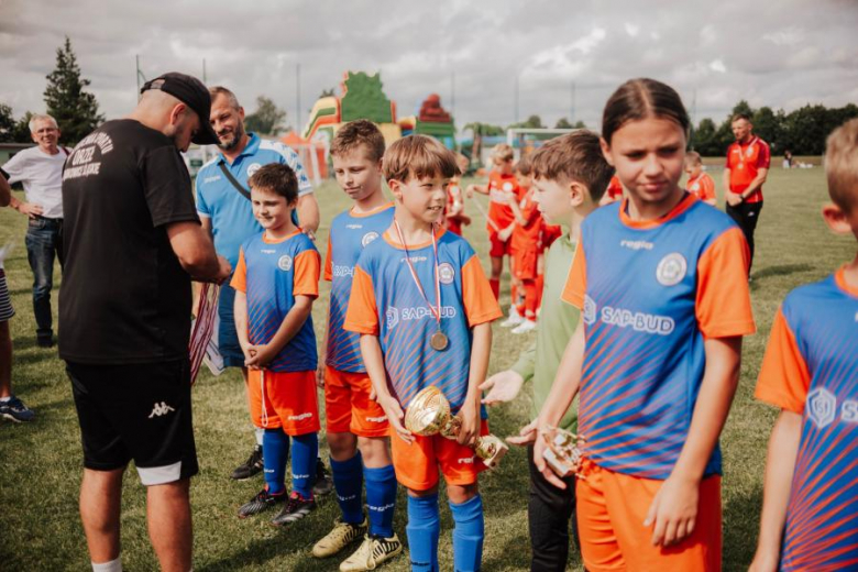 Pierwszy dzień turnieju Inpol Cup o Puchar Krzywej Wieży w obiektywie [foto]