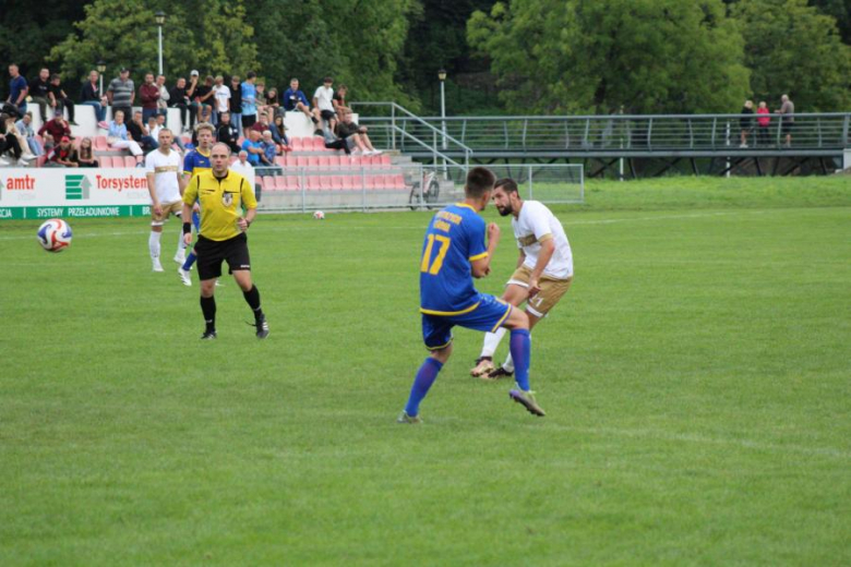 Klasa okręgowa: Zamek Kamieniec 2:1 (0:1)  LKS Bystrzyca Górna