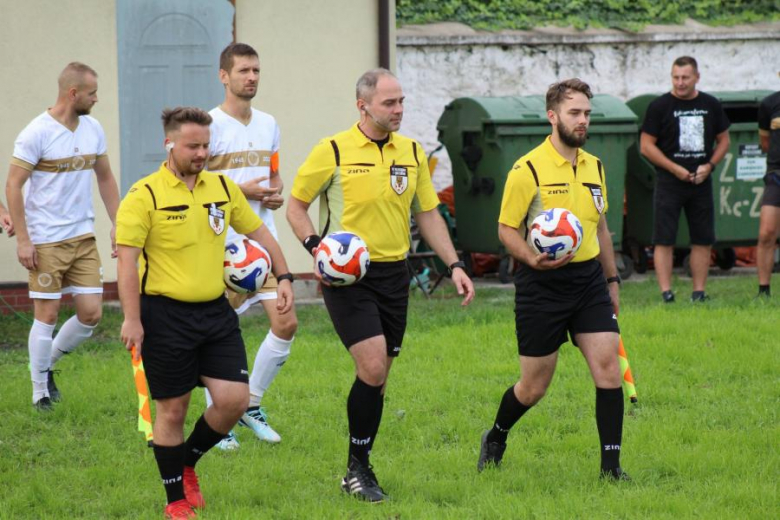 Klasa okręgowa: Zamek Kamieniec 2:1 (0:1)  LKS Bystrzyca Górna