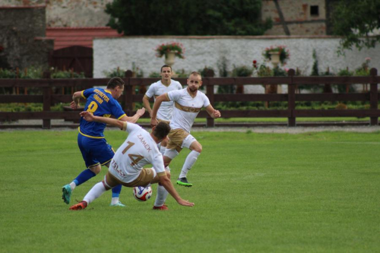 Klasa okręgowa: Zamek Kamieniec 2:1 (0:1)  LKS Bystrzyca Górna