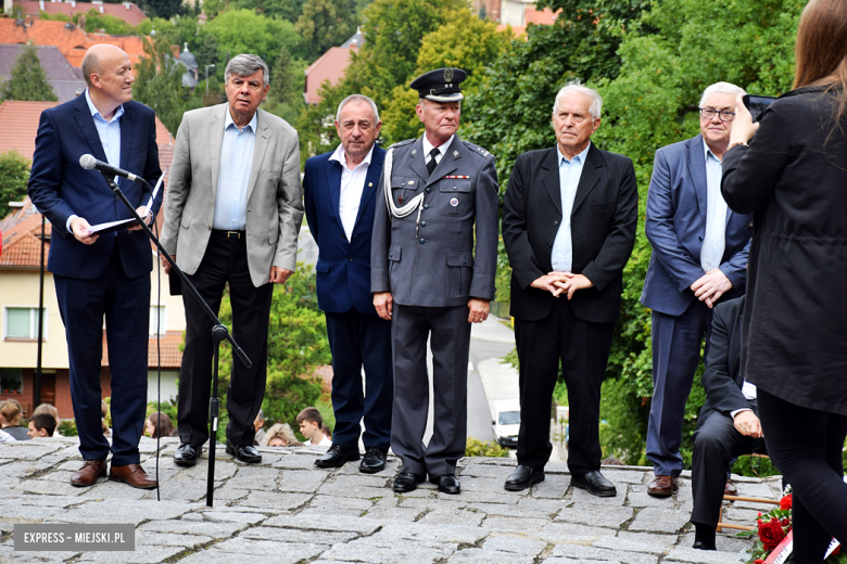 	Powiatowa Uroczystość Kombatancka w Ziębicach