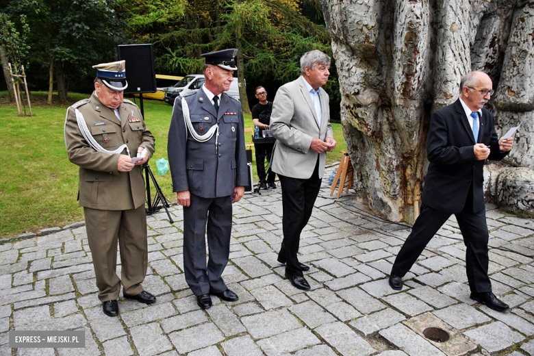 	Powiatowa Uroczystość Kombatancka w Ziębicach