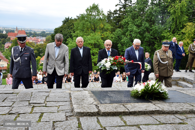 	Powiatowa Uroczystość Kombatancka w Ziębicach