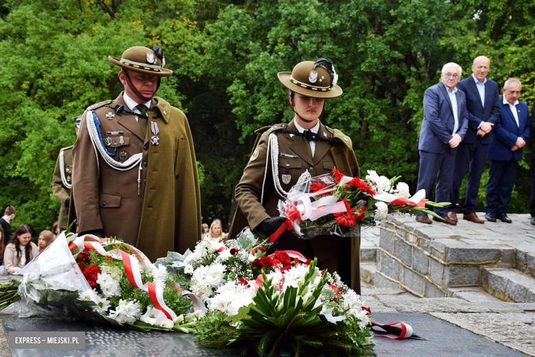 	Powiatowa Uroczystość Kombatancka w Ziębicach