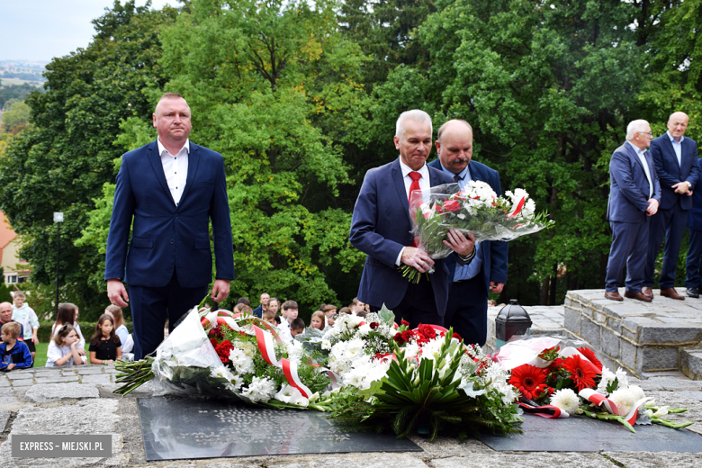 	Powiatowa Uroczystość Kombatancka w Ziębicach