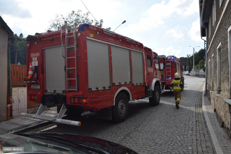 Zderzenie dwóch pojazdów w Bardzie