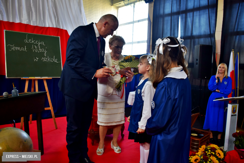 Uroczystość 50-lecia istnienia Szkoły Podstawowej im. KEN w Bardzie