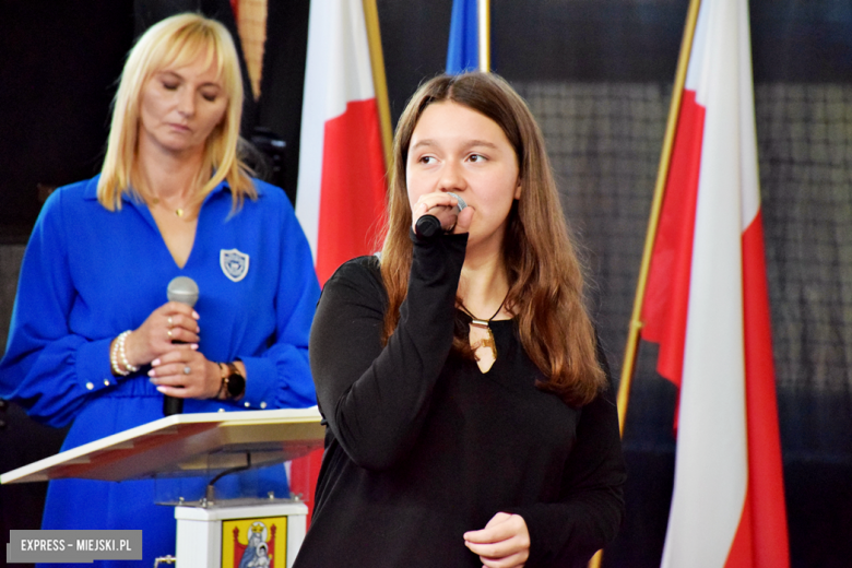 Uroczystość 50-lecia istnienia Szkoły Podstawowej im. KEN w Bardzie