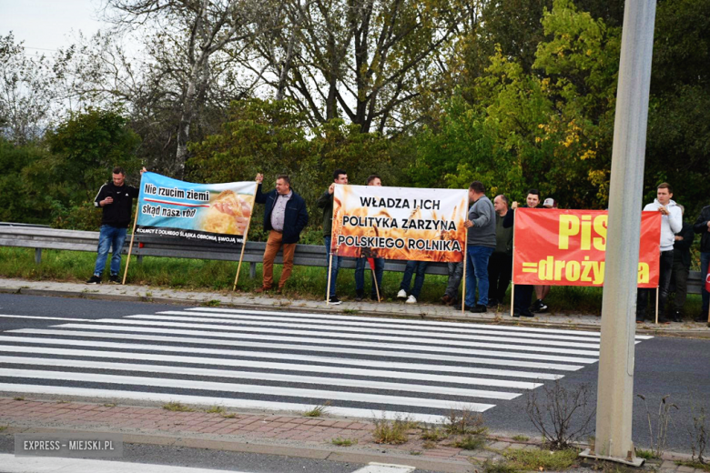 Protest rolników na krajowej ósemce