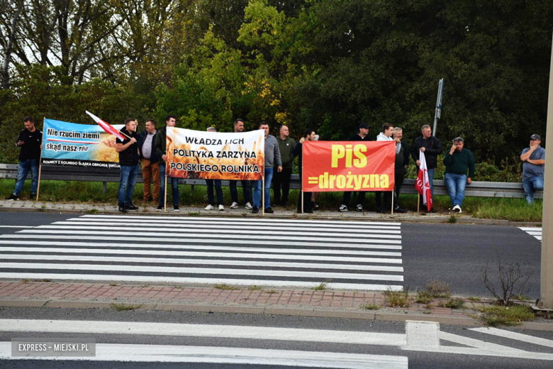 Protest rolników na krajowej ósemce