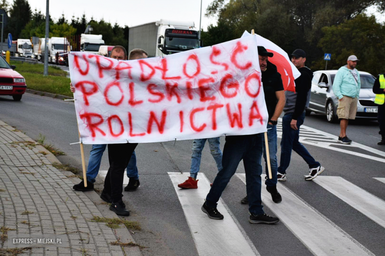 Protest rolników na krajowej ósemce