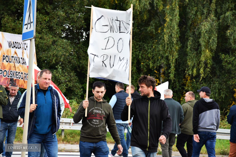 Protest rolników na krajowej ósemce