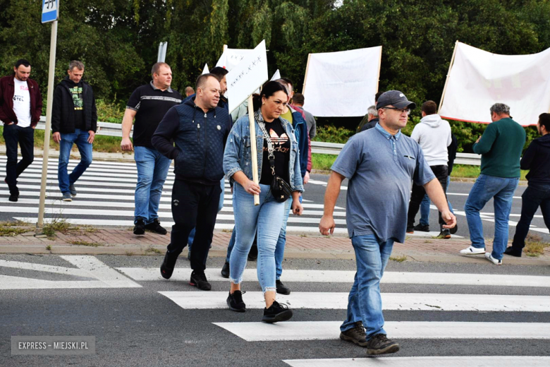 Protest rolników na krajowej ósemce